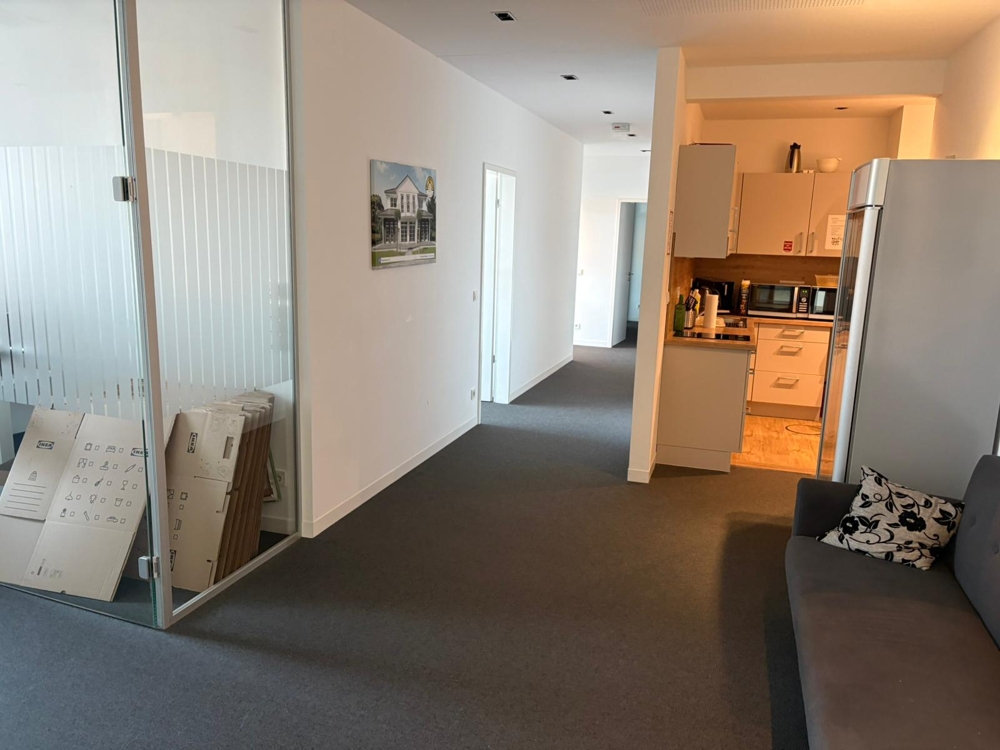 * Moderne Bürofläche in guter Lage * - WhatsApp Image 2026-02-20 at 09.48.50(2)