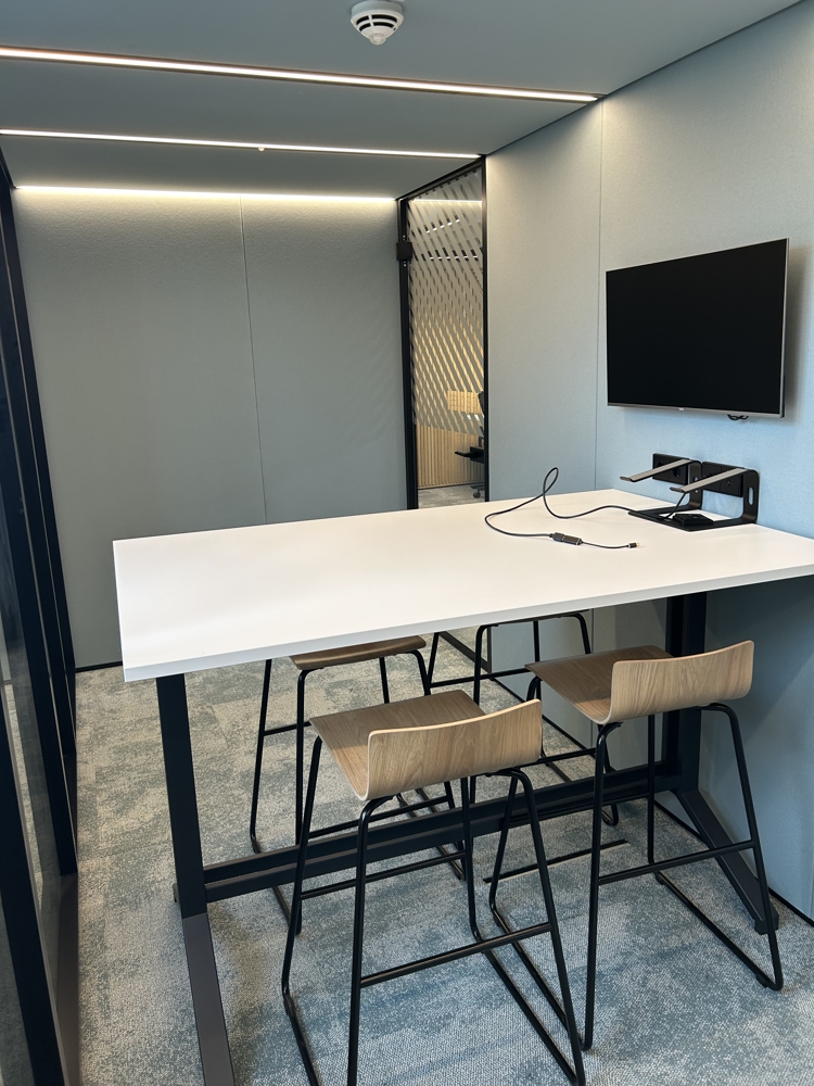 Büro- und Gewerbeflächen in der ehemaligen GARAGE Lüneburg - auch Teilmiete möglich - image00038