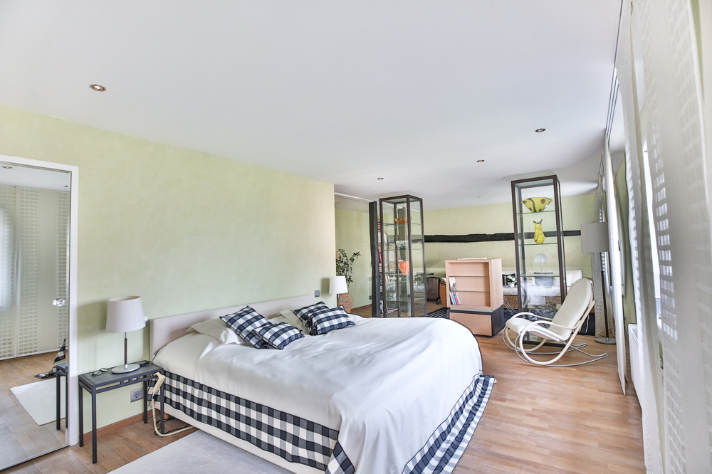 Märchenhafte Hofanlage mit Wohnen und Gewerbe in Handorf bei Lüneburg! - Zimmer im Obergeschoss
