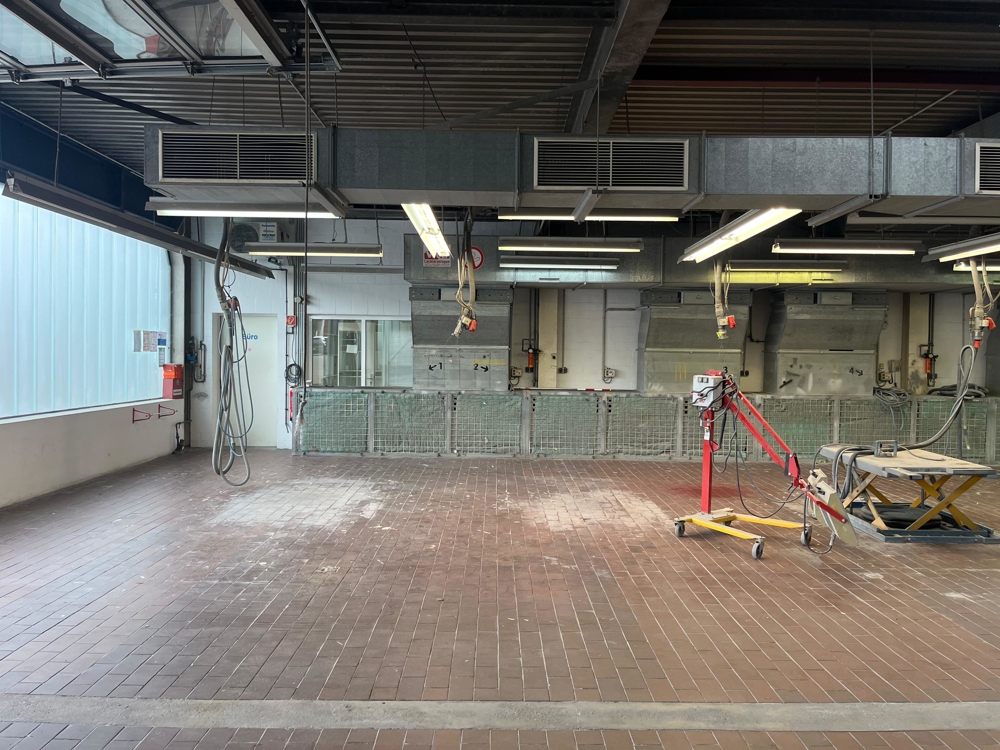 * Hallenfläche mit Büro in Lüneburg * - WhatsApp Image 2025-06-19 at 11.54.26(2)