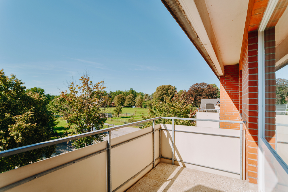 OPEN HOUSE! Interessante Kapitalanlage im gut gelegenen Embsen! - Sonnenverwöhnter Balkon