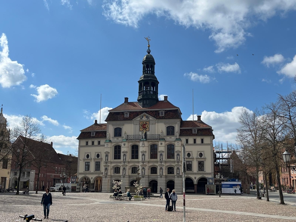 Edle Maisonette-Wohnung mit tollen Aussichten - Rathaus