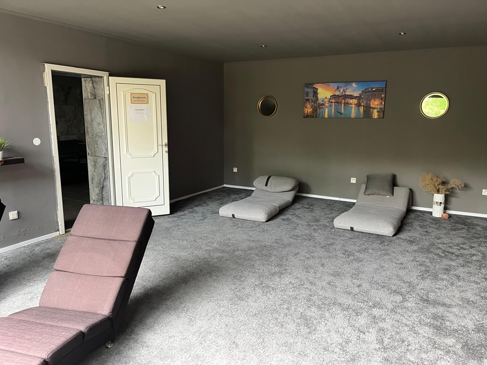 * Fitnessstudio mit Sauna- und Hotelmöglichkeit * - Saunabereich