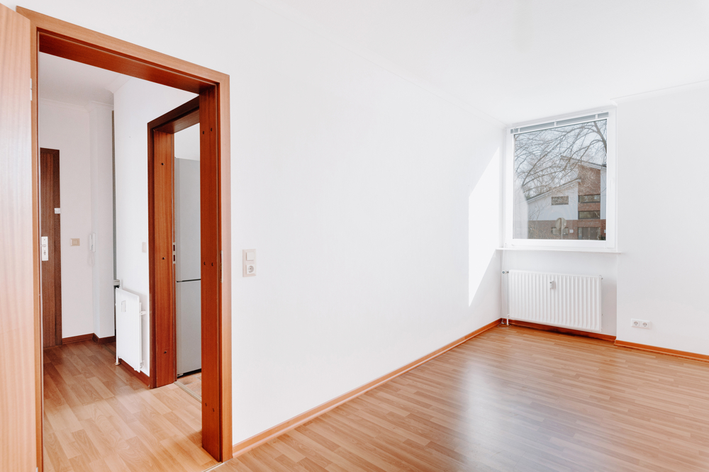 Helle 3-Zimmer-Wohnung mit Wintergarten, Balkon und Blick ins Grüne - Arbeitszimmer