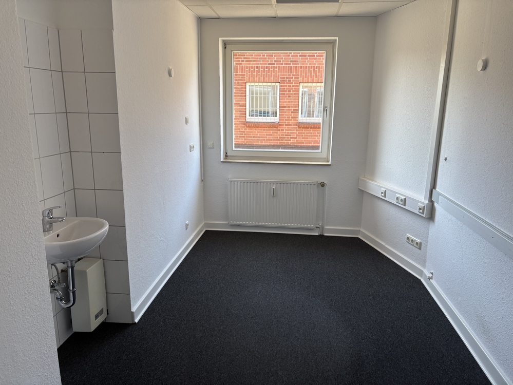 * Barrierefreie Praxis/Bürofläche in Winsener Innenstadt * - IMG_1291