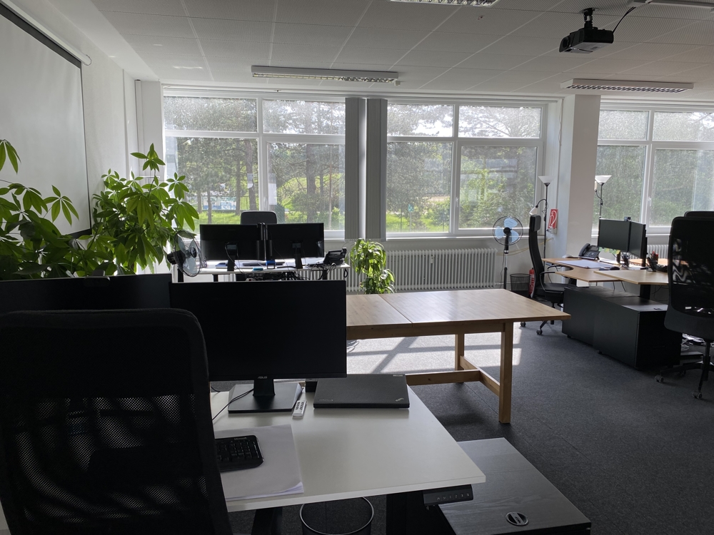 * Bürofläche in ruhiger Lage * - Bürofläche