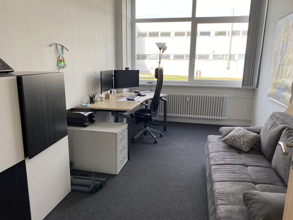 * Bürofläche in ruhiger Lage * - Bürofläche