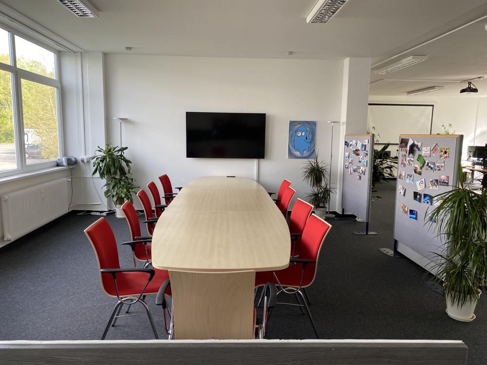 * Bürofläche in ruhiger Lage * - Konferenzbereich