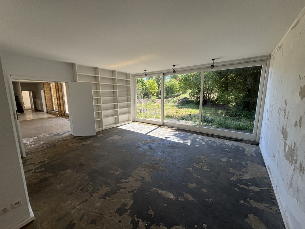 Großes Einfamilienhaus - Wohnen