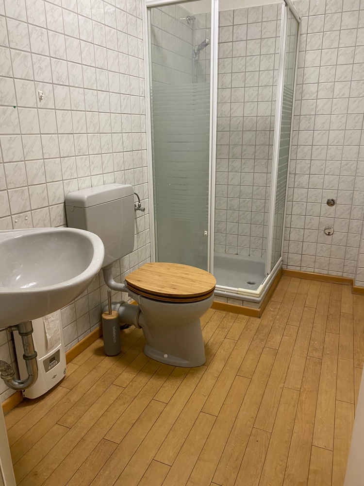 * Ihr Büro in guter Lauflage von Lüneburg * - Badezimmer