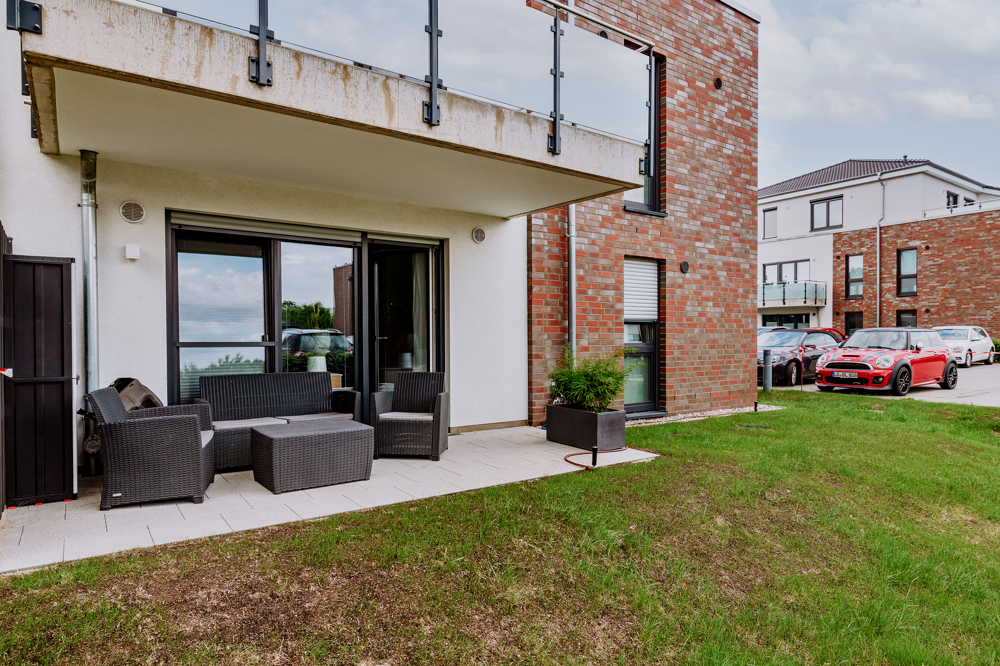 Einziehen und wohlfühlen: Stilvolle 2-Zimmer-Wohnung in Bardowick - Terrasse