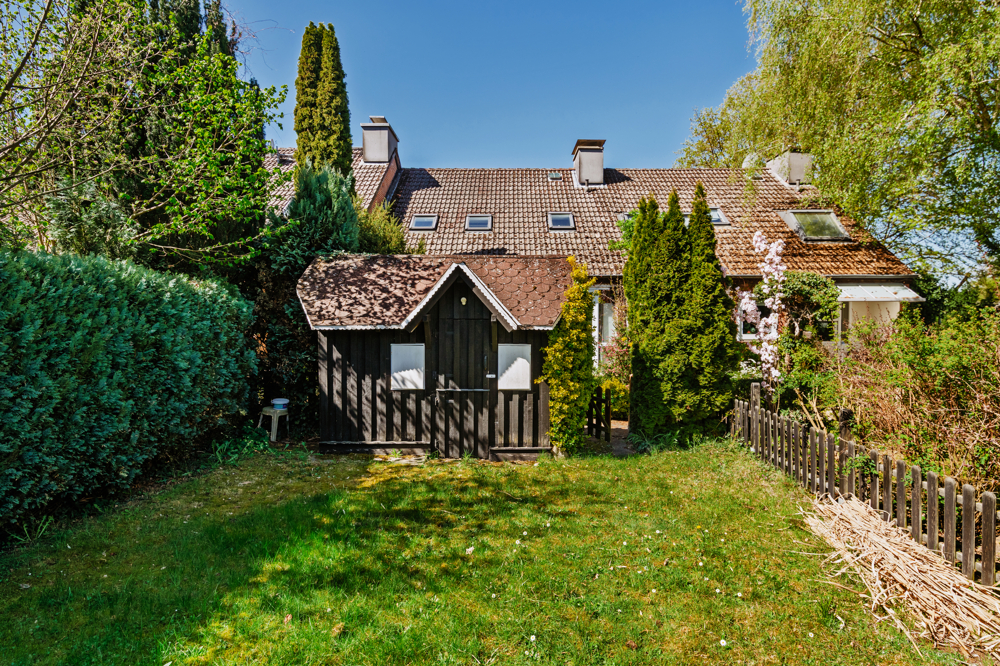 Kein Hochglanz. Kein Neubau. Dafür aber ein ehrliches Haus - Garten