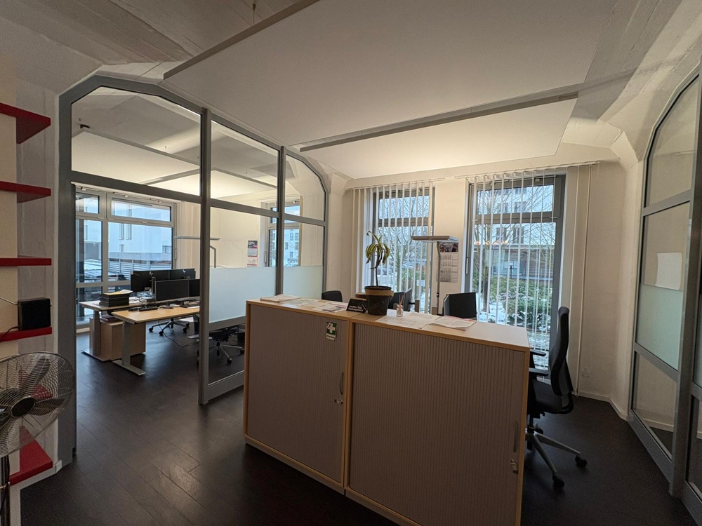 * Ihre Bürofläche im Speicherquartier! * - Büro