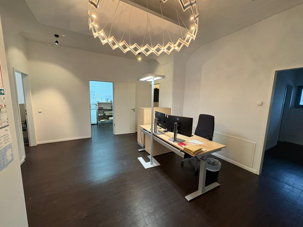 * Ihre Bürofläche im Speicherquartier! * - Büro
