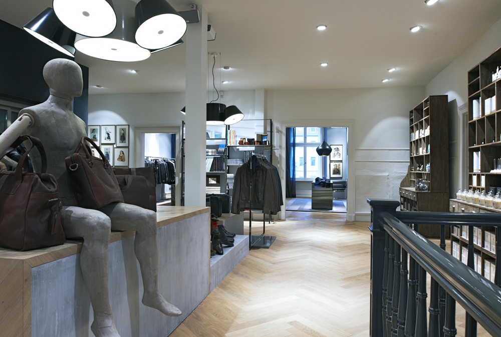 * Mitten in der Lüneburger Innenstadt * - Innen