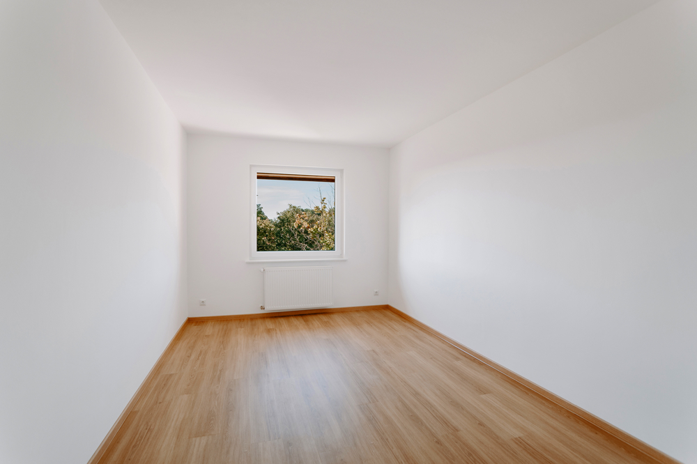 OPEN HOUSE! Komplett sanierte Wohnung mit Blick ins Grüne - Helles Zimmer