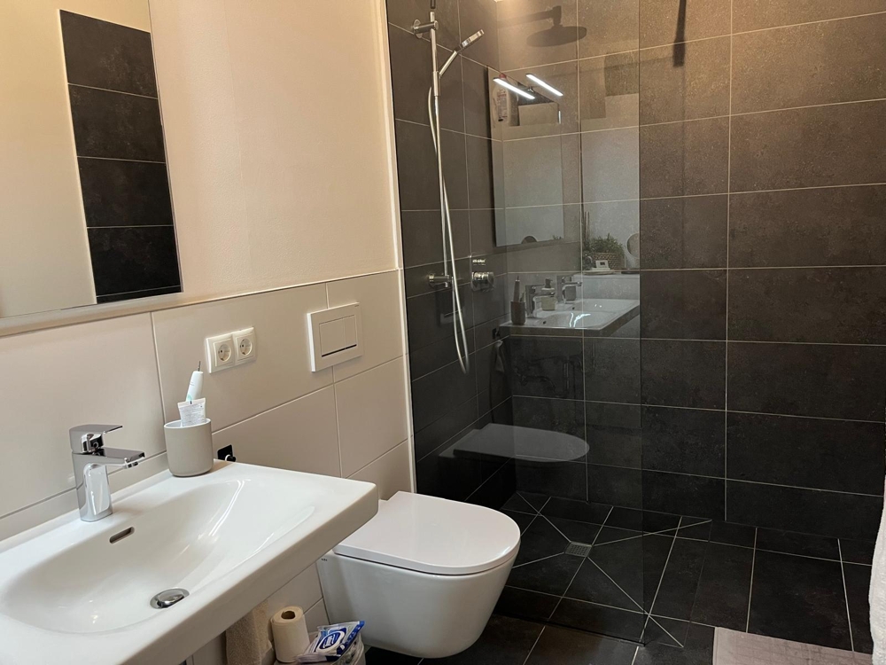 Traumhafte Dachterrasse - Ebenerdige Dusche